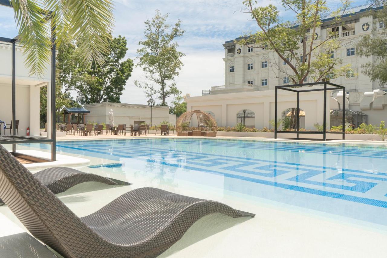 Calasiao The Monarch Hotel מראה חיצוני תמונה