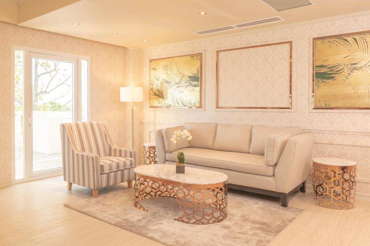 Calasiao The Monarch Hotel מראה חיצוני תמונה