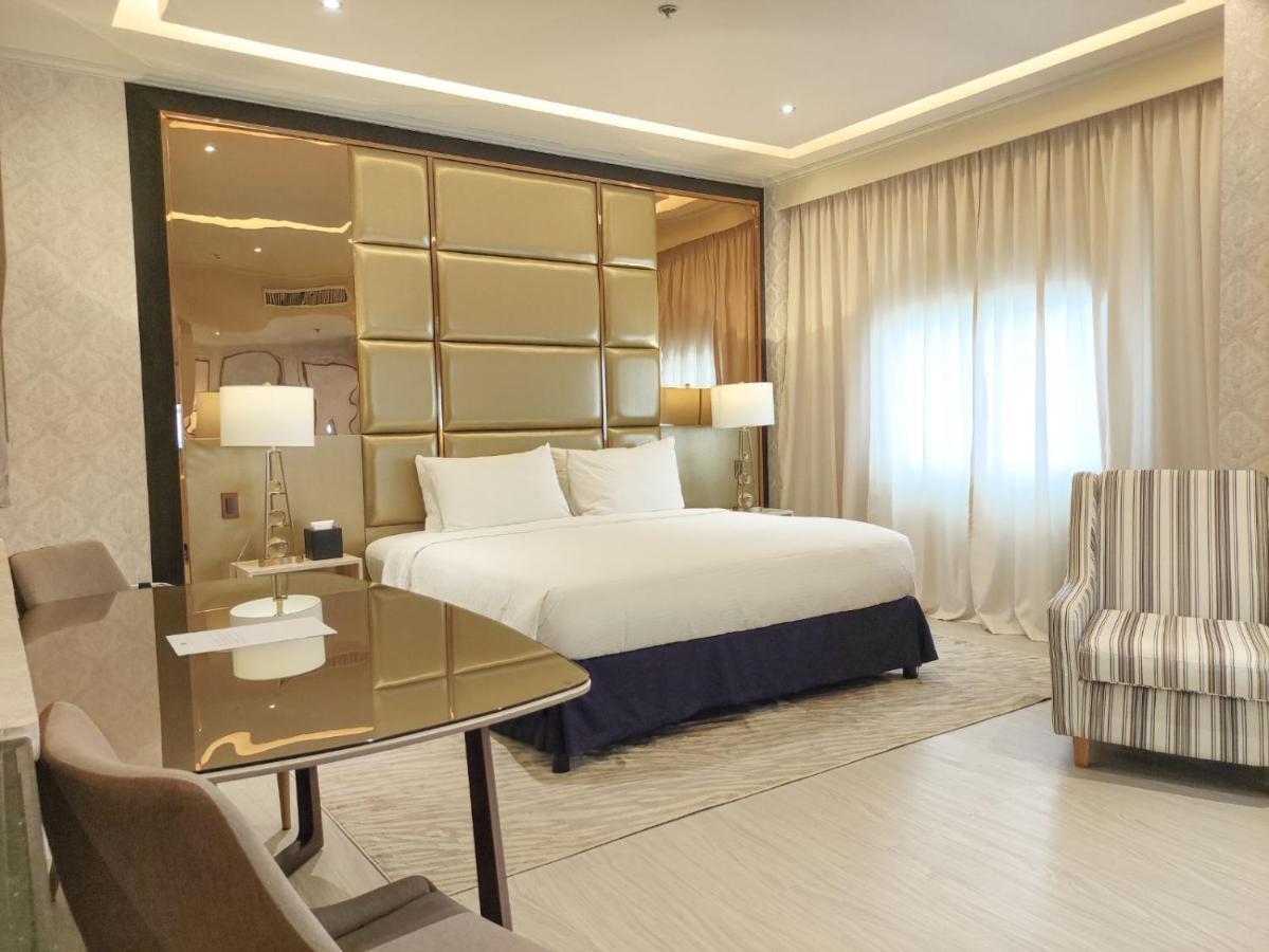 Calasiao The Monarch Hotel מראה חיצוני תמונה